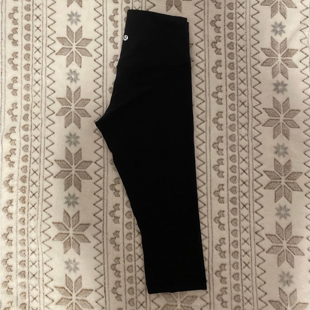 Lululemon crop leggings